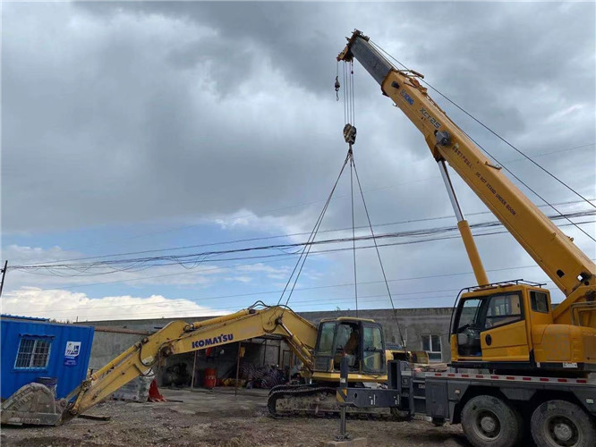 渑池县25吨吊车的工作半径是多少？