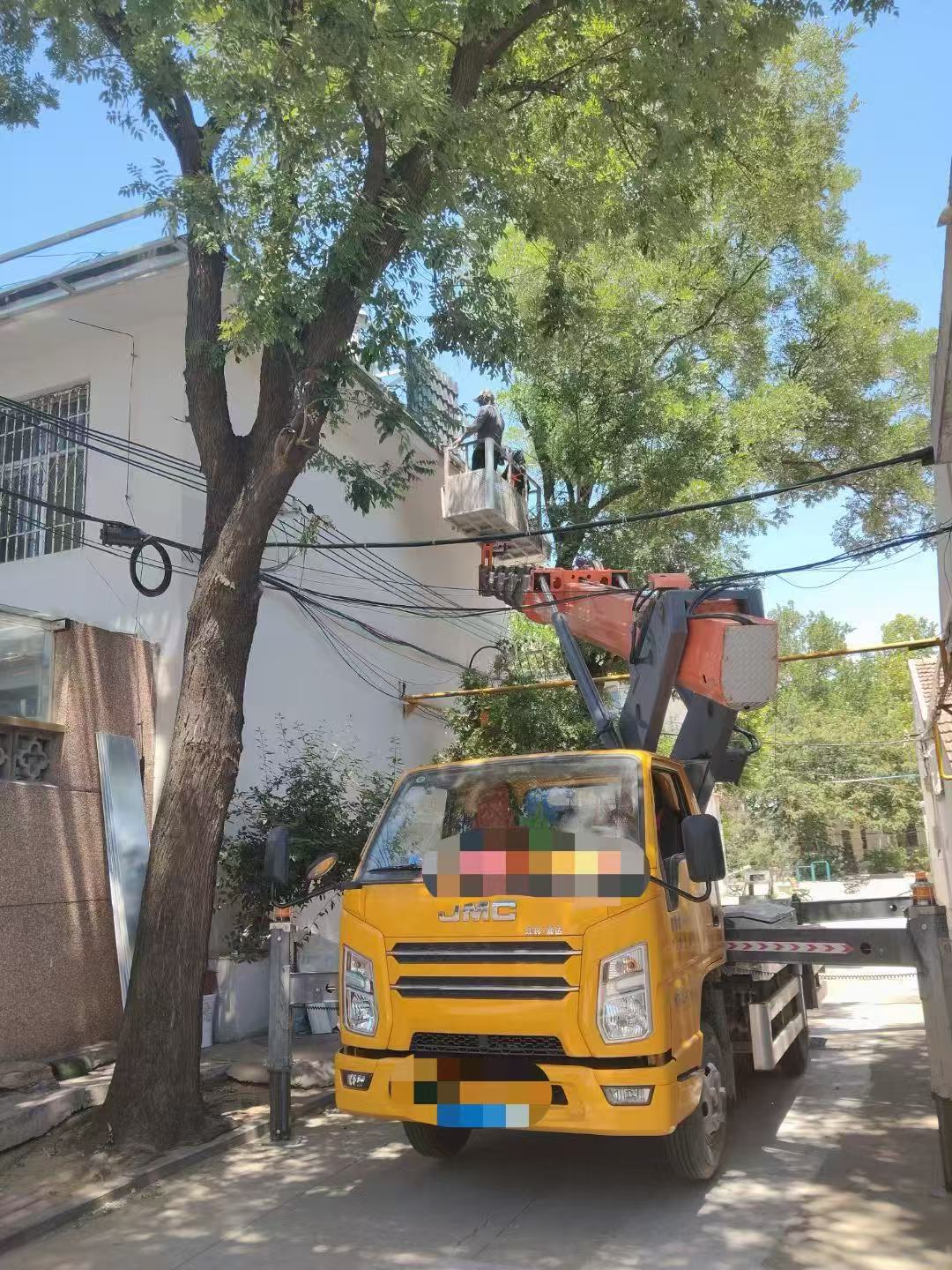 渑池县高空作业车能吊装重物吗？最大承载多少公斤？